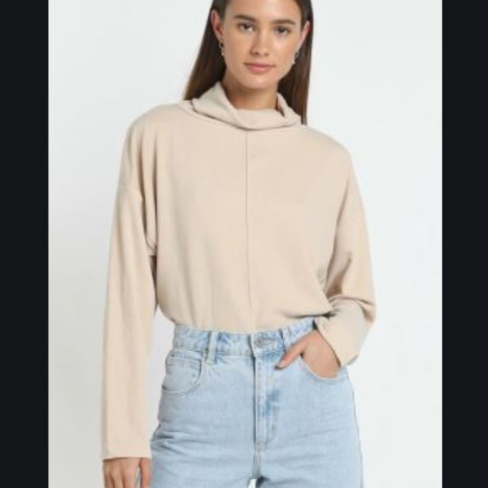 🐻Sara Sweater🐻